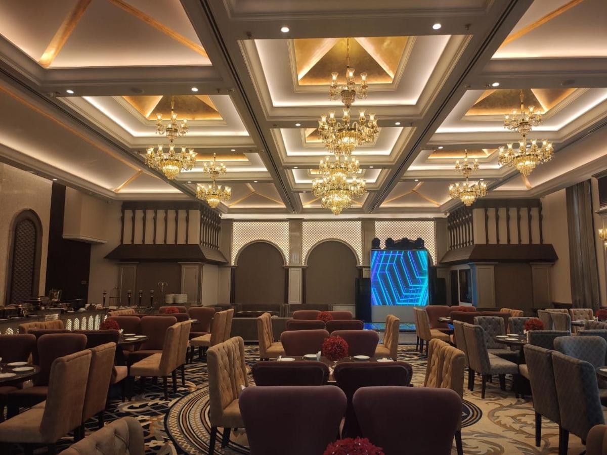 Anntilia Inn Ludhiana Esterno foto